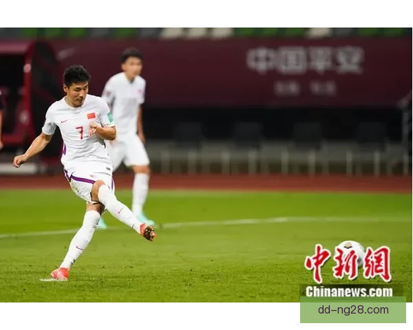 武磊缺阵下中国男足锋线重建世预赛征程前景与挑战深度全景解析
